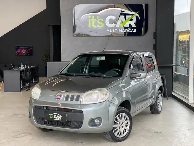 Carro Fiat Uno 2013 Vivace Celeb. 1.0 8V (Flex) 4p