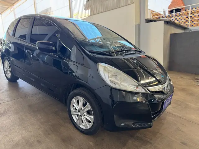 Carro Honda Fit 2013 LX 1.4 (flex)