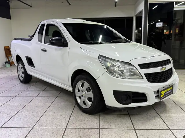 Carro Chevrolet Montana 2017 LS 1.4 (Flex)