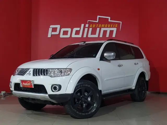 Carro Mitsubishi Pajero Dakar 2013 3.2 4WD (Aut)