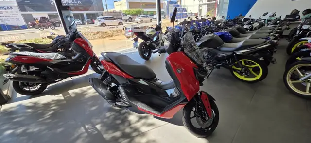 Moto Yamaha NMax 2025 Connected 160 ABS