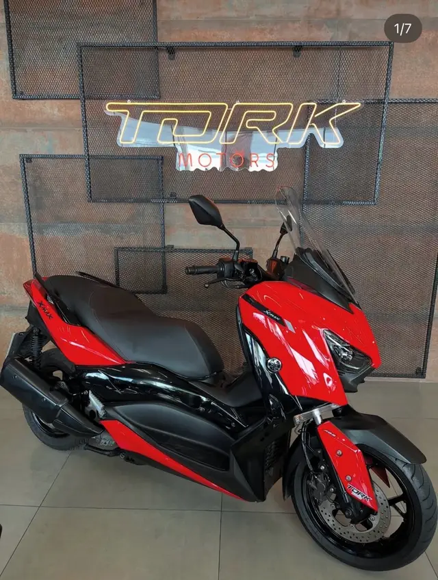 Moto Yamaha XMax 2023 ABS