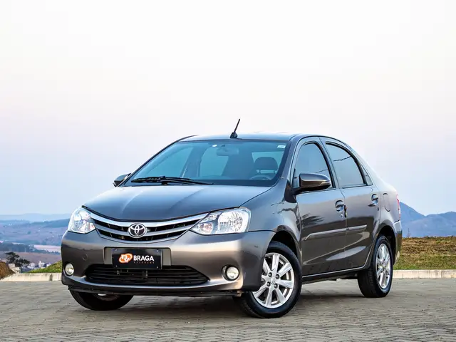 Carro Toyota Etios 2017 XLS 1.5 (Aut) (Flex)