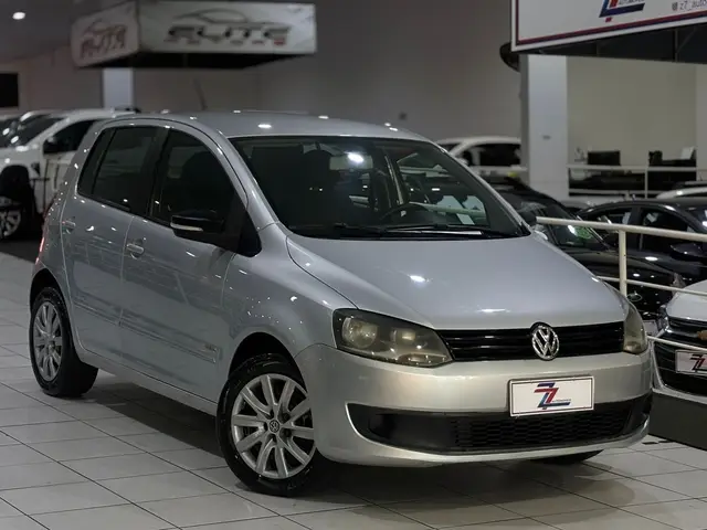 Carro Volkswagen Fox 2013 1.6 VHT (Flex)