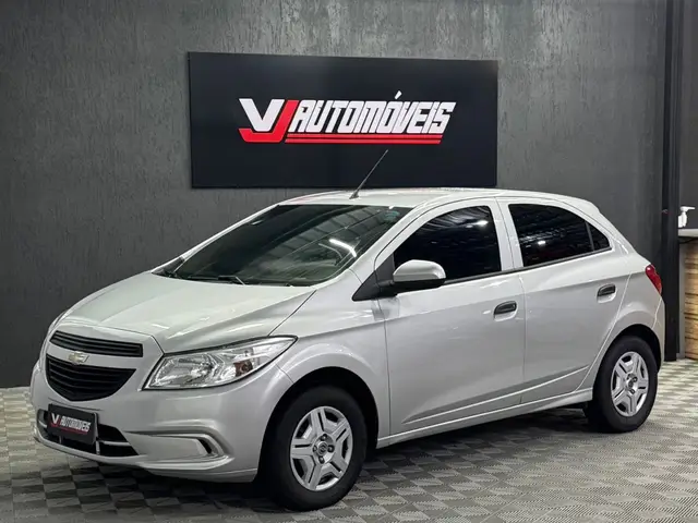 Carro Chevrolet Onix 2016 1.0 LS SPE/4