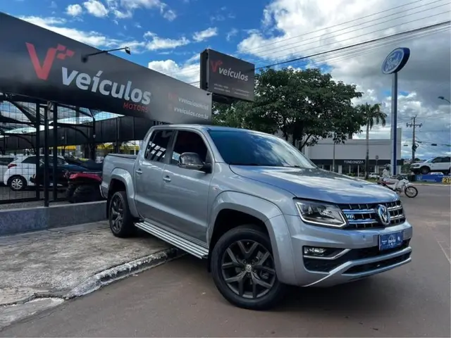 Carro Volkswagen Amarok 2023 Comfortline 3.0 V6 CD 4x4 TDi (Aut)