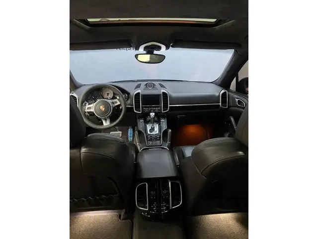 Carro Porsche Cayenne 2013 4.8 V8 S 4WD