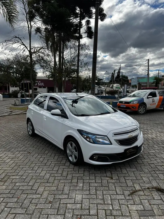 Carro Chevrolet Onix 2015 1.0 LT SPE/4