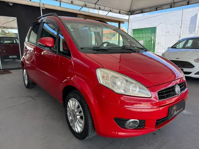 Carro Fiat Idea 2013 Attractive 1.4 8V (Flex)