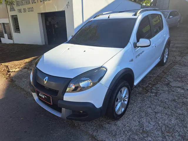 Carro Renault Sandero Stepway 2014 1.6 8V (flex)