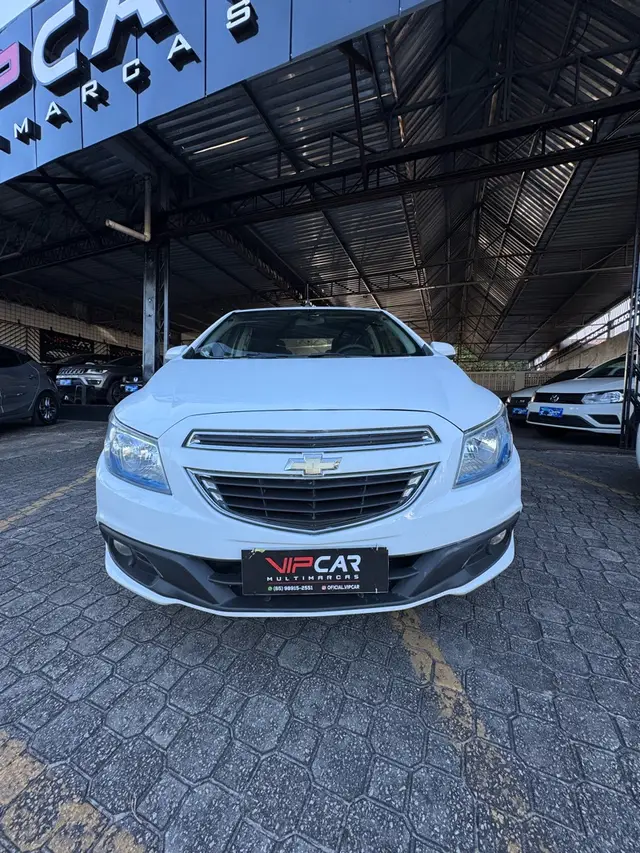 Carro Chevrolet Onix 2015 1.4 LTZ SPE/4