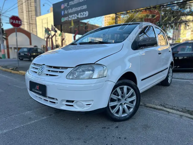 Carro Volkswagen Fox 2006 Plus 1.6 8V (Flex)