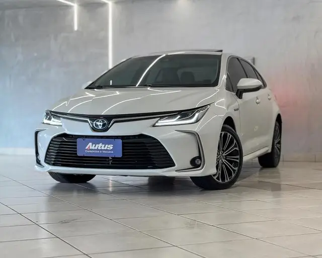 Carro Toyota Corolla 2021 Altis Premium Hybrid 1.8
