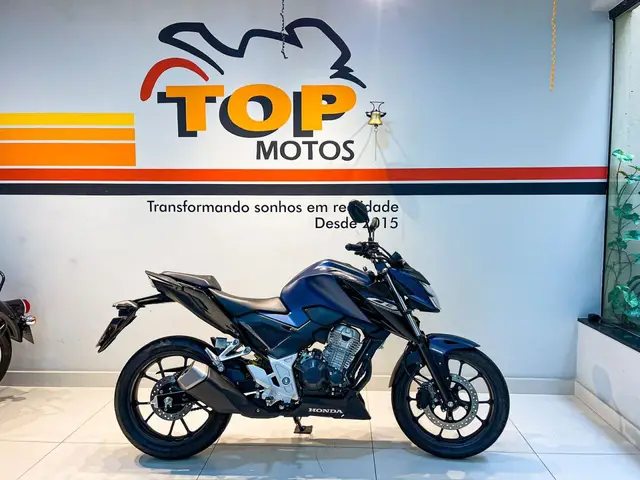 Moto Honda CB 300F Twister 2025 (ABS)