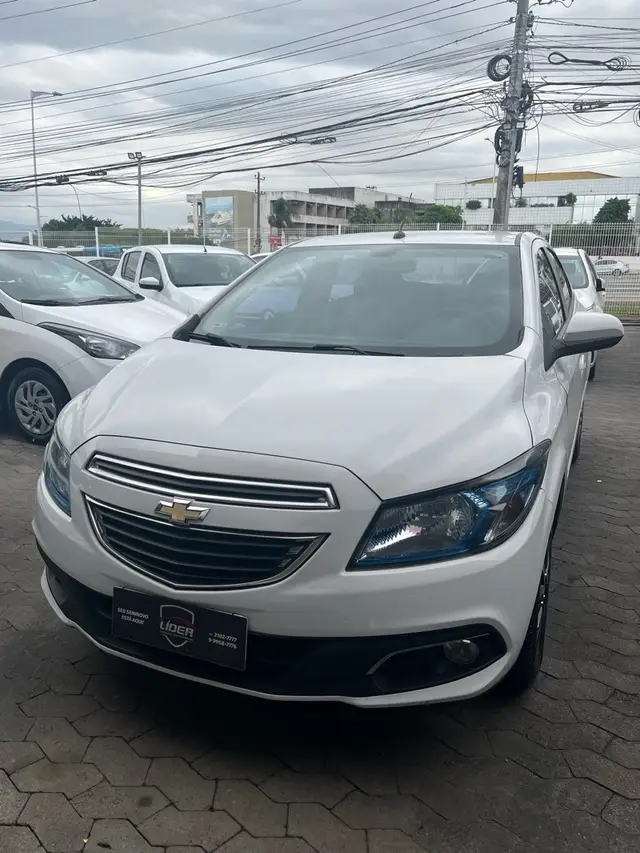 Carro Chevrolet Prisma 2015 1.4 LT SPE/4 (Aut)