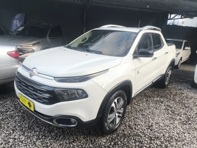 Carro Fiat Toro 2017 Volcano 2.0 diesel AT9 4x4