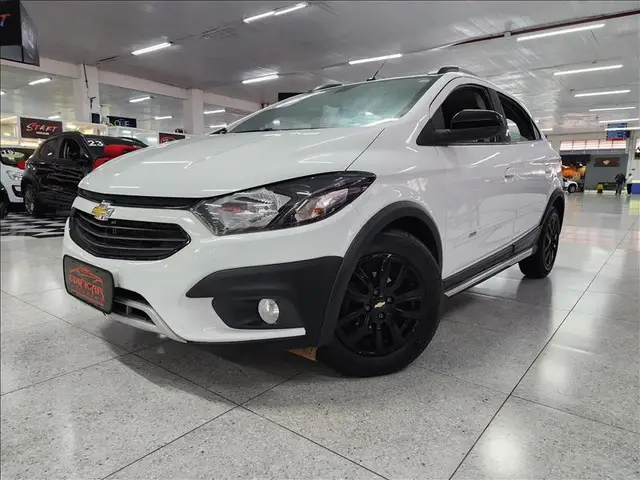Carro Chevrolet Onix 2019 1.4 Activ SPE/4