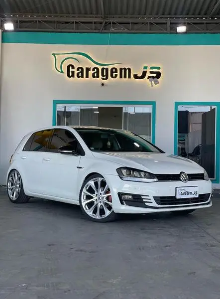 Carro Volkswagen Golf 2015 Comfortline 1.4 TSi