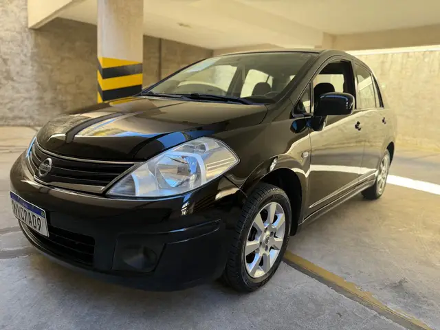 Carro Nissan Tiida Sedan 2013 1.8 16V (Flex)