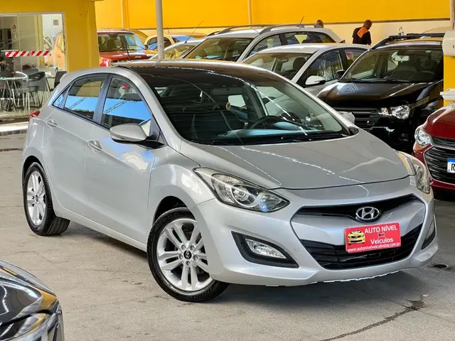 Carro Hyundai i30 2016 I30 1.8 16V MPI (Básico+Teto)