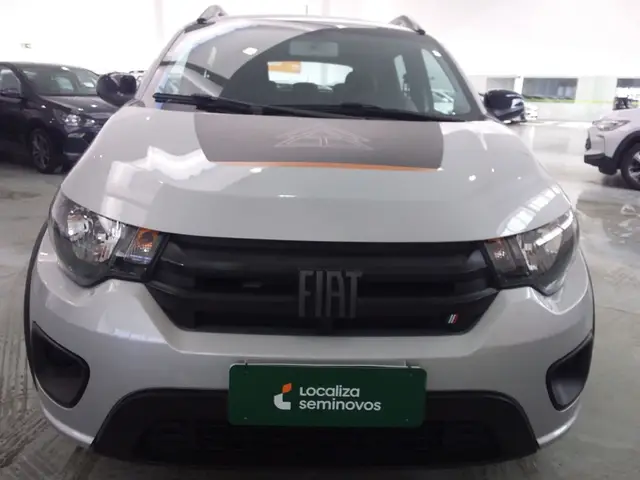 Carro Fiat Mobi 2024 Trekking 1.0