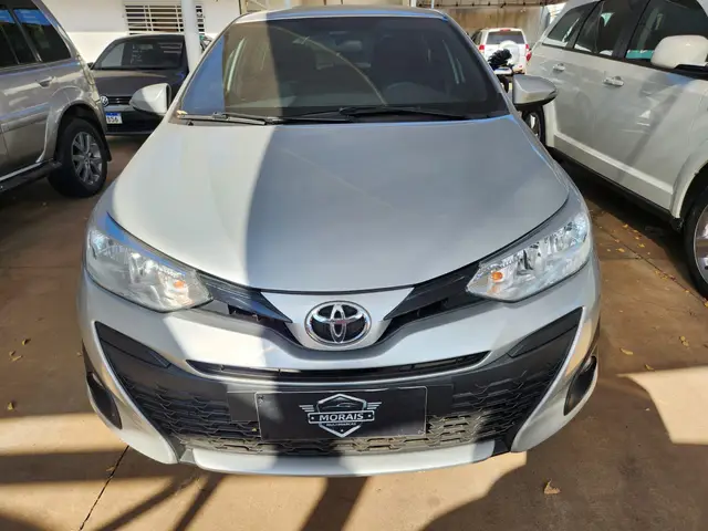 Carro Toyota Yaris 2021 1.5 XL Plus Connect CVT (Flex)