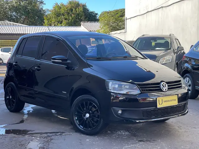 Carro Volkswagen Fox 2013 1.0 VHT (Flex) 4p