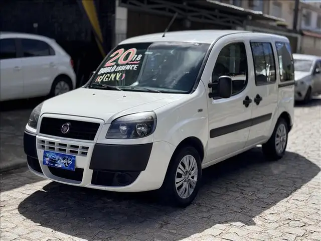 Carro Fiat Doblò 2020 Essence 1.8 16V (Flex)