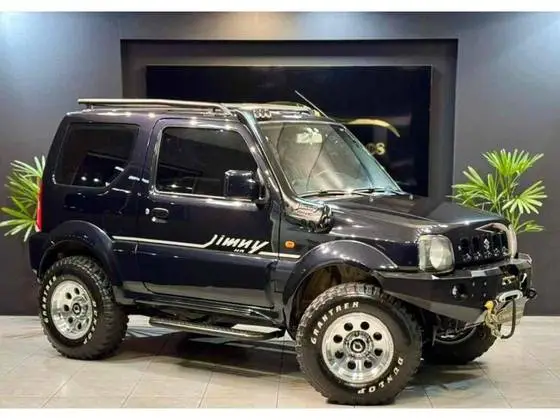 Carro Suzuki Jimny 2010 4x4 1.3 16V