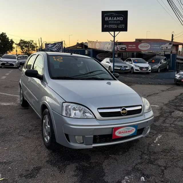Carro Chevrolet Corsa Hatch 2012 Maxx 1.4 (Flex)
