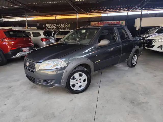 Carro Fiat Strada 2012 Working 1.4 (Flex) (Cabine Dupla)