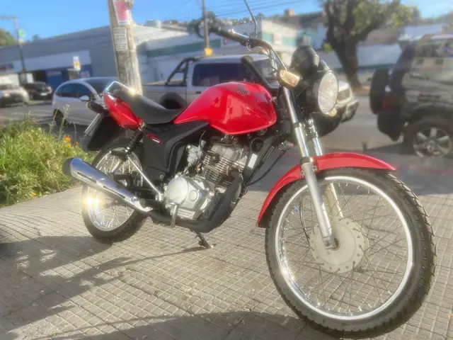 Moto Honda CG 125 2011 Fan KS