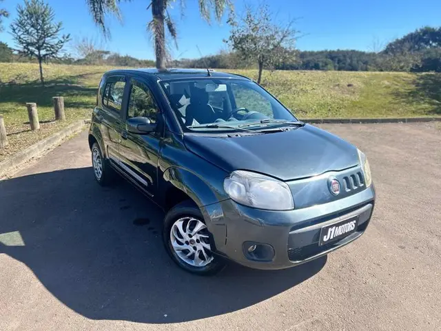 Carro Fiat Uno 2011 Attractive 1.4 8V (Flex) 4p