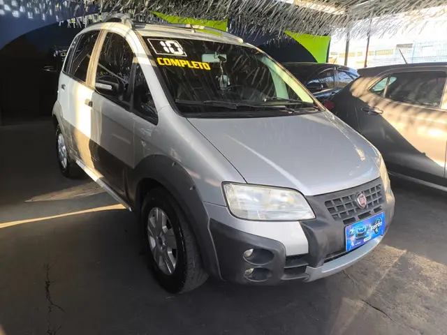 Carro Fiat Idea 2010 Adventure 1.8 (Flex)