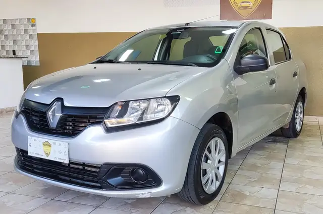 Carro Renault Logan 2018 Authentique 1.0 12V SCe (Flex)