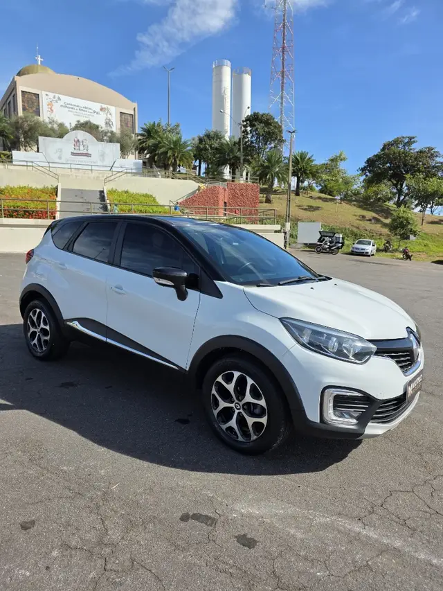Carro Renault Captur 2019 Intense 1.6 16v SCe CVT (Flex)