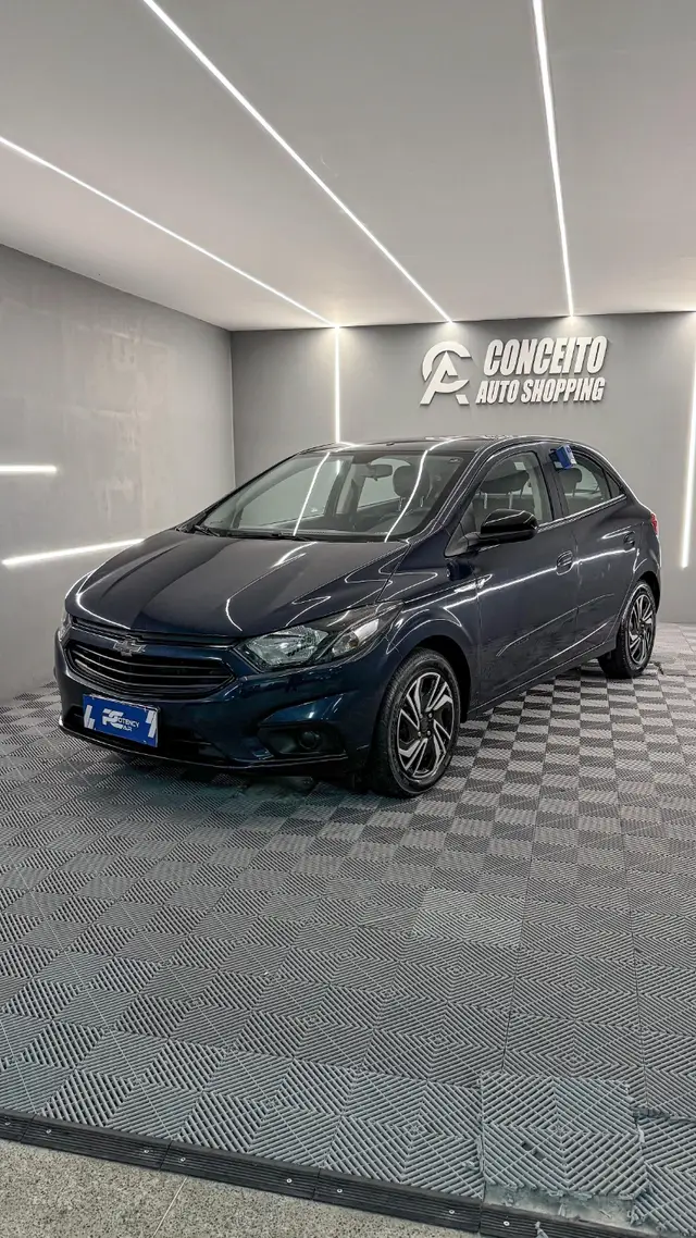 Carro Chevrolet Joy 2020 Hatch 1.0 8V Black Edition (Flex)