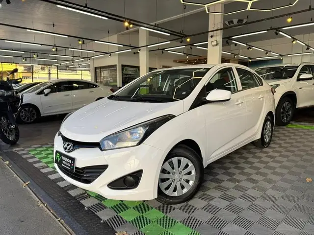 Carro Hyundai HB20S 2014 1.6 Comfort Plus (Flex)
