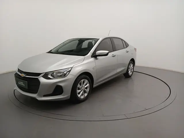 Carro Chevrolet Onix Plus 2023 LT 1.0