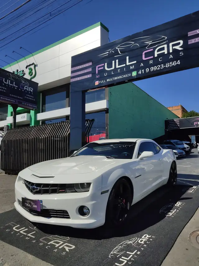 Carro Chevrolet Camaro 2011 SS 6.2