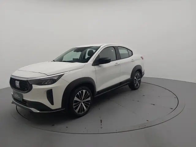Carro Fiat Fastback 2024 Audace