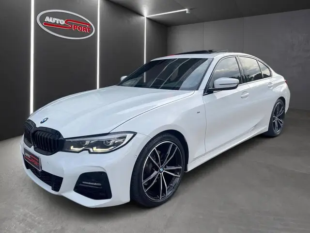 Carro BMW 320i 2021 M Sport 2.0 Turbo