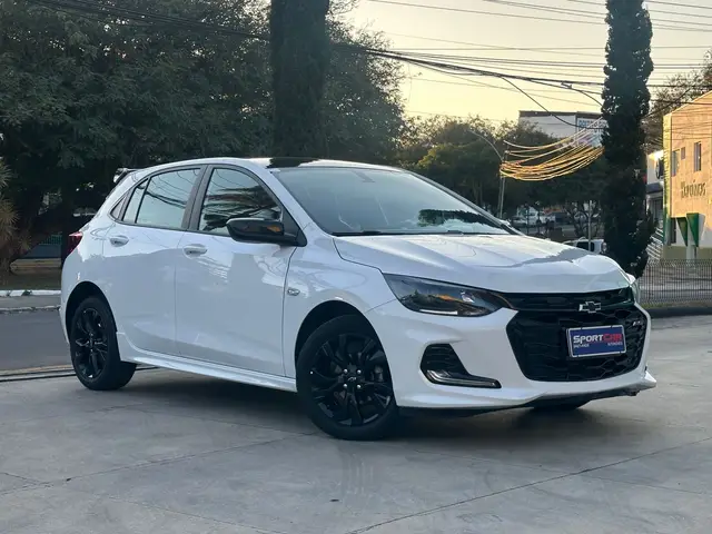 Carro Chevrolet Onix 2022 RS 1.0 Turbo