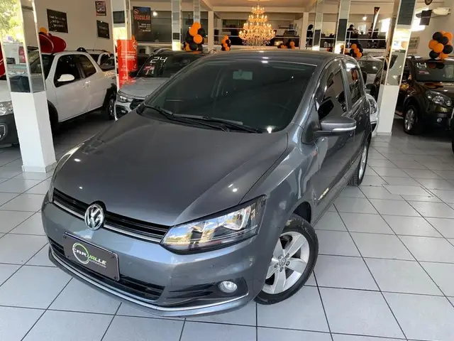 Carro Volkswagen Fox 2017 1.6 MSI Comfortline (Flex)