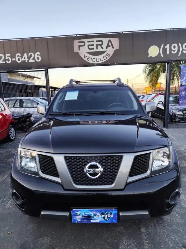 Carro Nissan Frontier 2013 2.5 TD CD 4x4 SV Attack