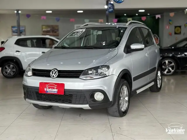 Carro Volkswagen CrossFox 2013 1.6 VHT (Flex)