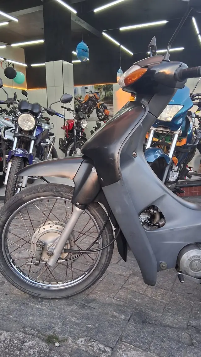 Moto Honda BIZ 100 2001 C 100 BIZ ES