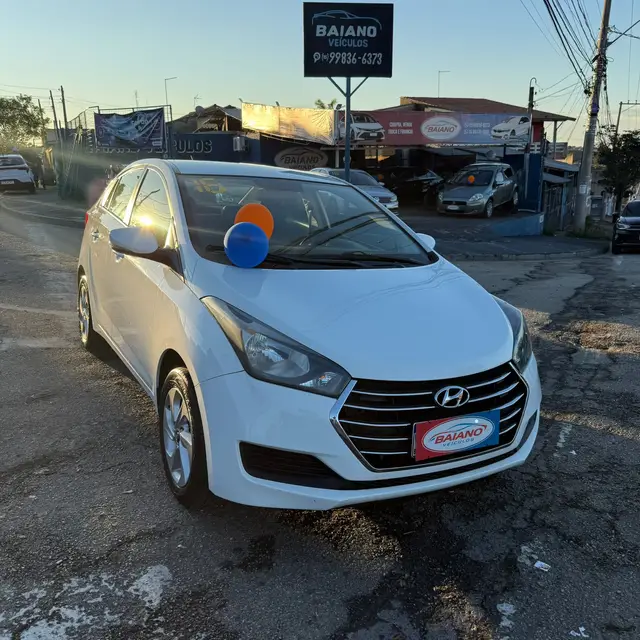 Carro Hyundai HB20S 2016 1.6 Comfort Plus (Flex)