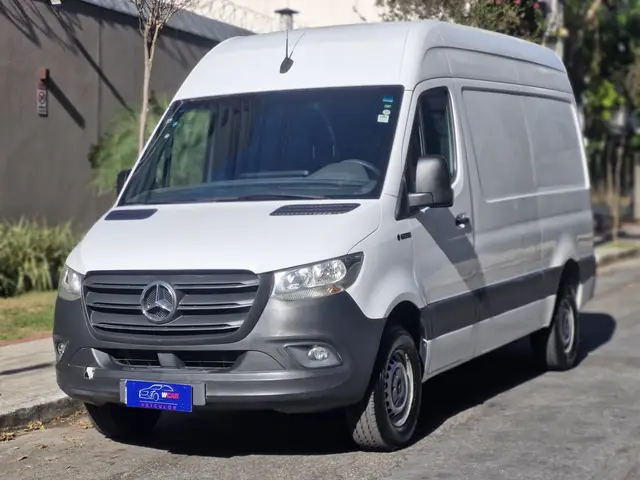 Carro Mercedes-Benz Sprinter 2021 416 Furgão E.L. T. A. 2.2 Dies.