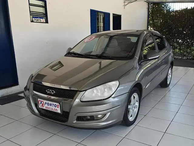 Carro CAOA Chery Cielo Hatch 2012 1.6 16V